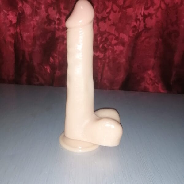 Dildo E