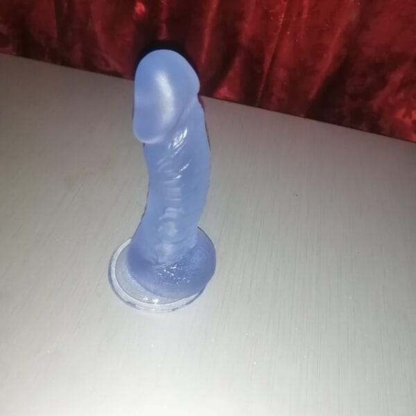 Dildo B